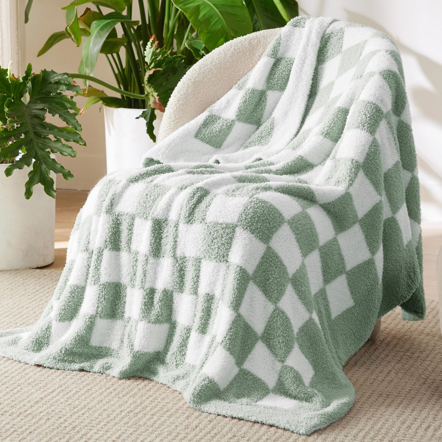 Bedsure Checkered Throw Blanket - Super Soft Knit Breathable Throw Blanket, Warm Cozy Fluffy Lightweight Summer Blanket for Couch Sofa Bed (50" x 60")