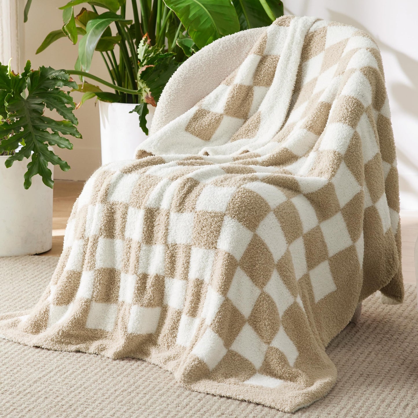 Bedsure Checkered Throw Blanket - Super Soft Knit Breathable Throw Blanket, Warm Cozy Fluffy Lightweight Summer Blanket for Couch Sofa Bed (50" x 60")